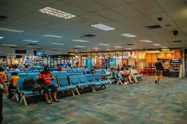 Phuket Thailand February 2017 Checked Crowd Passengers Waiting Boarding Time — Stock Photo, Image