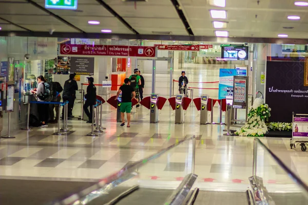 バンコク タイ王国 2017 スワンナプーム国際空港駅リンク内観 — ストック写真