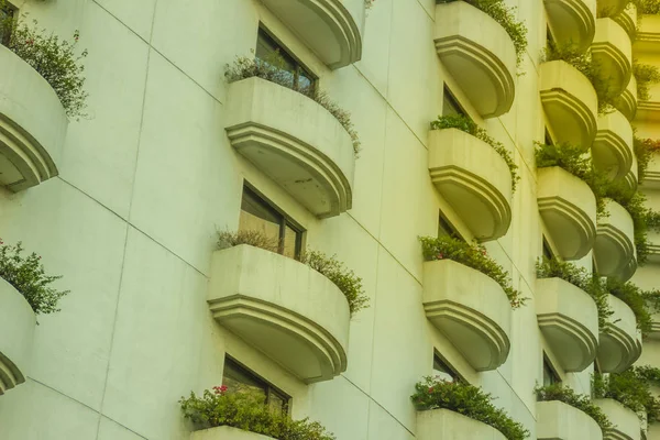 Bela Arquitetura Padrão Design Terraço Muitas Janelas Varanda Hotel Edifício — Fotografia de Stock