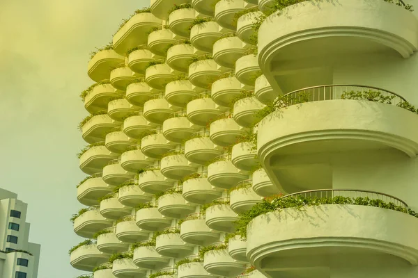 Bela Arquitetura Padrão Design Terraço Muitas Janelas Varanda Hotel Edifício — Fotografia de Stock