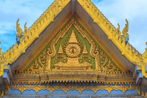 Wunderschöne Thailändische Stilsehnsucht Und Dekoration Goldenen Giebelende Des Wat Sothonwararam — Stockfoto