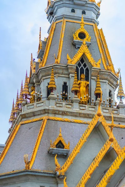 Wunderschöne Goldene Pagode Von Wat Sothorn Das Beliebteste Religiöse Reiseziel — Stockfoto