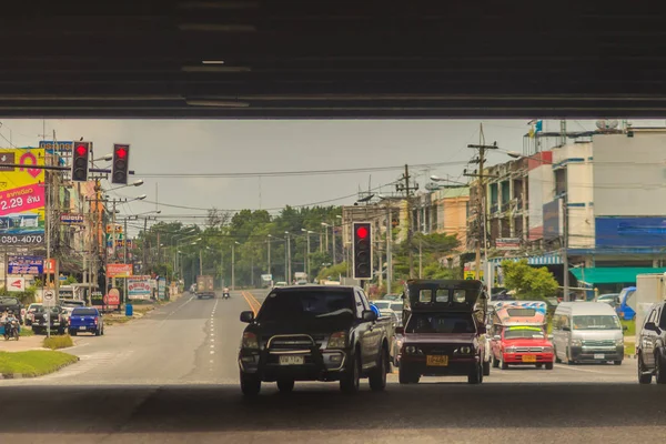Chonburi Tailândia Maio 2017 Carros Opostos Estão Virando Direita Enquanto — Fotografia de Stock