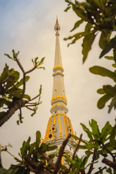 Belo Pagode Dourado Wat Sothonwararam Famoso Templo Público Província Chachoengsao — Fotografia de Stock