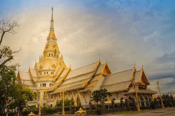 Belo Pagode Dourado Wat Sothonwararam Famoso Templo Público Província Chachoengsao — Fotografia de Stock