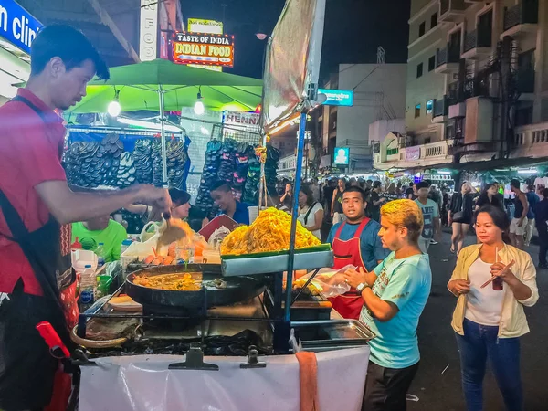 Bangkok Thajsko Března 2017 Street Food Prodejce Vaření Prodej Pad — Stock fotografie