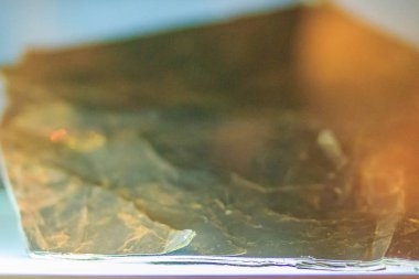 Biotite rock numune--dan madencilik ve Sanayi taş ocağından taş çıkarma. Biotite olan bir ortak phyllosilicate mineral Mika grubundaki yaklaşık kimyasal formülü K (Mg, Fe) 3alsi3o10 ile (F, Oh) 2. 