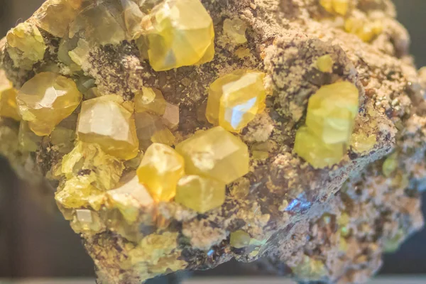 Kükürt Kristal Parçalı Alışkanlık Kaya Örneği Madencilik Taşocakçılığı Kükürt Veya — Stok fotoğraf