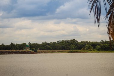 Rezervuar ve baraj termik Sirindhorn hidroelektrik santrali Sirindhorn Barajı kuzeydoğu Eyaleti, Ubon Ratchatani içinde Tayland yer alan, güzel manzara görünümü.