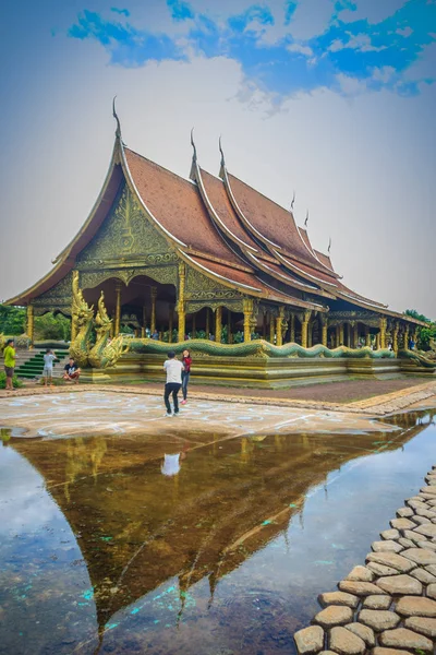 Bela Paisagem Arquitetura Wat Sirindhorn Wararam Phu Prao Templo Público — Fotografia de Stock