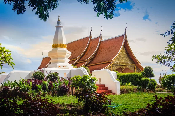 Bela Paisagem Arquitetura Wat Sirindhorn Wararam Phu Prao Templo Público — Fotografia de Stock