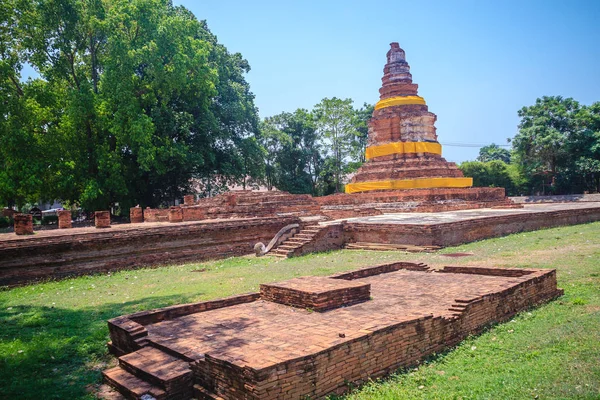 Khang (langurlar tapınak), Wat I Wiang Kum Kam, bir tarihi yerleşim ve sit alanı harap tapınaklardan 13 yüzyıldan bu yana, Chiang Mai, Tayland büyük Kral Mangrai tarafından inşa 