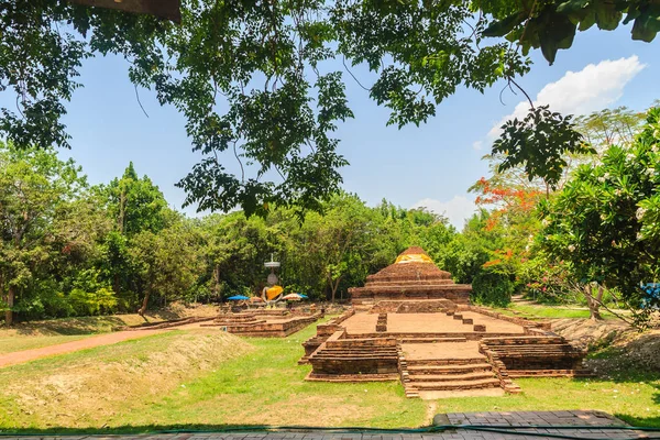 Zřícenina Wat Khao Jeden Zřícenin Chrámů Wiang Kum Kam Historické — Stock fotografie