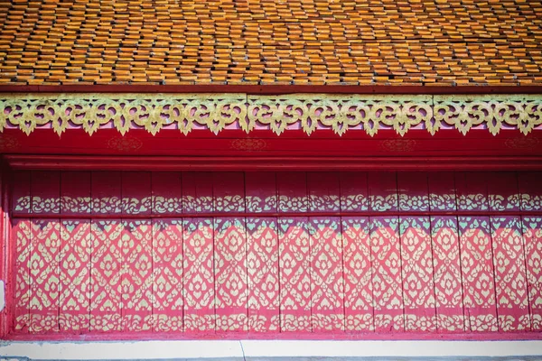 Hermosos Azulejos Del Techo Amarillo Del Templo Estilo Tailandés Del — Foto de Stock