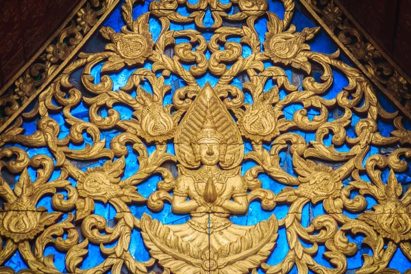 Bonita Capela Dourada Com Escultura Anjo Gravado Uma Escultura Anjo — Fotografia de Stock