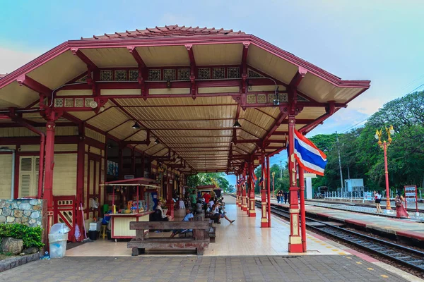 Prachuap Khiri Khan Tailandia Marzo 2017 Colorido Pabellón Real Estación — Foto de Stock