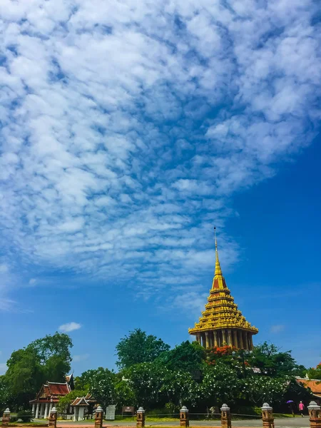 Mondop Wat Phra Phutthabat Pagoda Chrám Buddha Stopa Pod Modrou — Stock fotografie