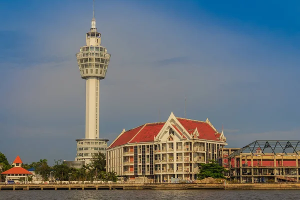 Blick Auf Das Rathaus Von Samut Prakan Mit Neuem Aussichtsturm — Stockfoto