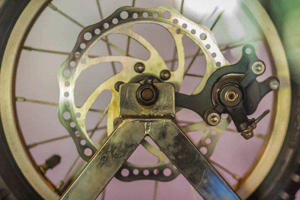 Beispielprodukt Der Scheibenbremsanlage Und Des Rades Des Automatischen Motorrads Rad — Stockfoto