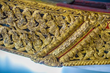 Suphannahong Kraliyet mavna desenli güzel geleneksel Tay tarzı özlem. Tayland Kraliyet mavna kuğu baş craved desende. 