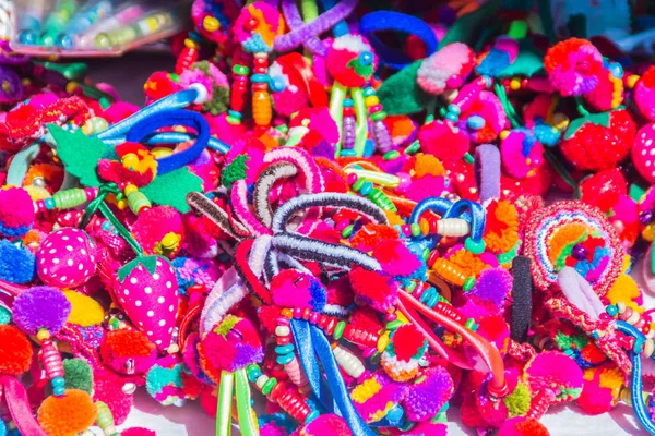 Pulseira Tribal Colorido Artesanal Para Venda Turista Como Lembrança Mercado — Fotografia de Stock