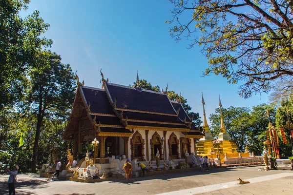 Chiang Rai Tayland Kasım 2017 Altın Pagodadan Wat Phra Doi — Stok fotoğraf