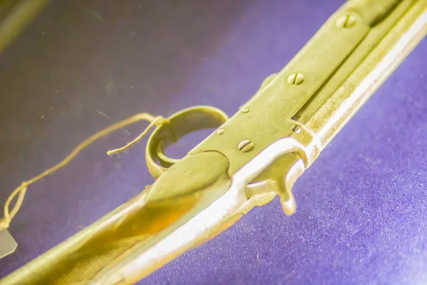 Bir eski yan yana tüfek veya av double-barreled tüfek, av tüfeği vintage koleksiyonu kapatma