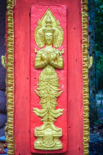 Gouden Engel Verlangde Handelen Betalende Respect Mogen Verwelkomen Openbare Boeddhistische — Stockfoto