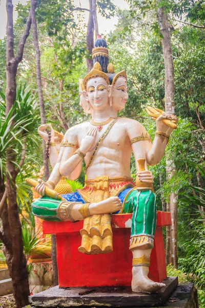 Brahma Heykel Genel Orman Tapınakta Brahma Hinduizm Içinde Bir Yaratıcı — Stok fotoğraf