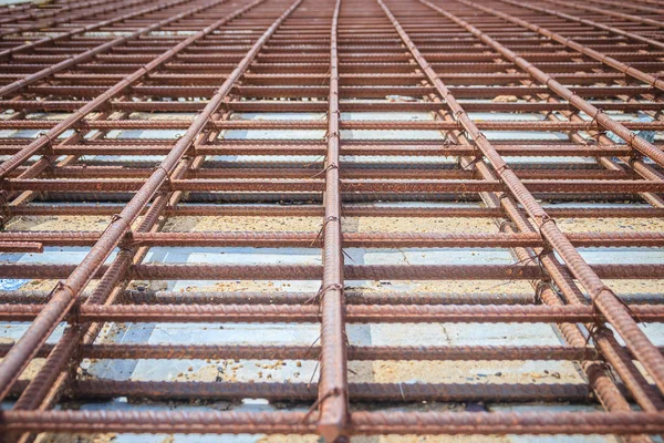Paslı Çelik Barlar Takviye Beton Arka Plan Için Deforme Bina — Stok fotoğraf