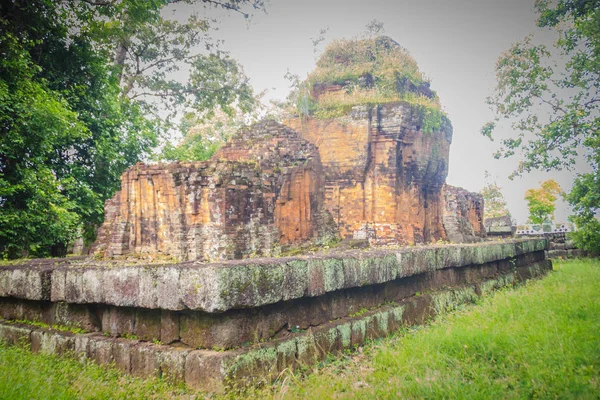 Prasat Ban Ben Santuario Khmer Sitio Religioso Que Comprende Tres — Foto de Stock