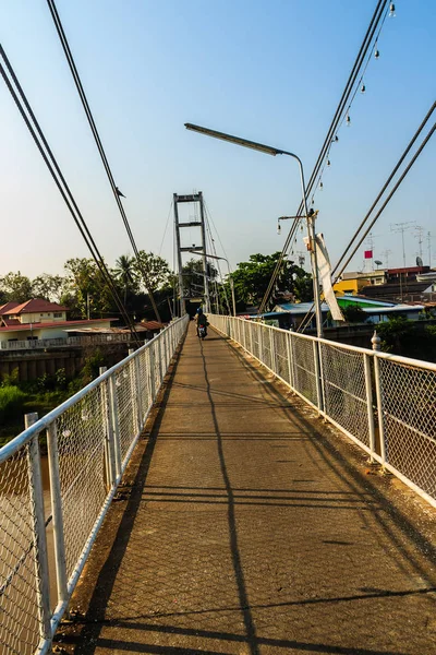 Puente Colgante Que Cruza Río Nan Hasta Estación Tren Phichit —  Fotos de Stock