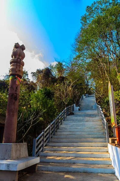 Hermosos Edificios Arquitectónicos Wat Khao Rup Chang Templo Colina Del — Foto de Stock