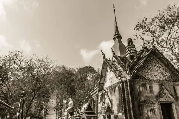 Wunderschöne Architektonische Gebäude Von Wat Khao Rup Chang Oder Tempel — Stockfoto