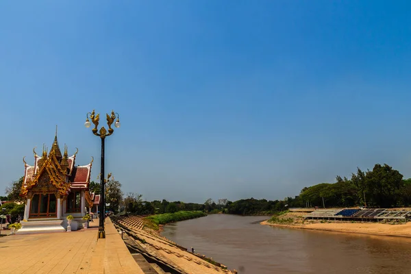 Beau Paysage Église Bouddhiste Extérieur Temple Wat Tha Luang Célèbre — Photo