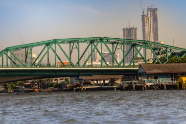 Memorial Köprüsü, Phra Phuttayotfa Köprüsü, Bangkok, Tayland, Chao Phraya Nehri üzerinde bir baskül köprü Phra Nakhon ve Thonburi bölgelerine bağlanma.