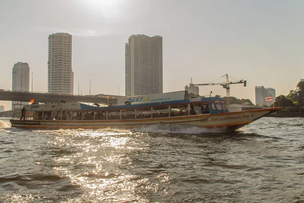 Μπανγκόκ Ταϊλάνδη Δεκεμβρίου 2017 Chao Phraya Ρητή Πλοίο Υπηρεσίες Λειτουργούν — Φωτογραφία Αρχείου