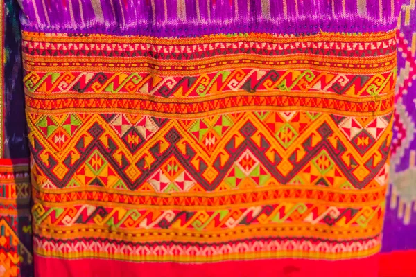 Красивий Візерунок Північному Тайському Стилі Одяг Одяг Продажу Місцевому Блошиному — стокове фото