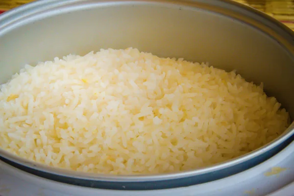 Arroz Jasmim Cozido Panela Elétrica Fogão Arroz Pronto Para Servir — Fotografia de Stock