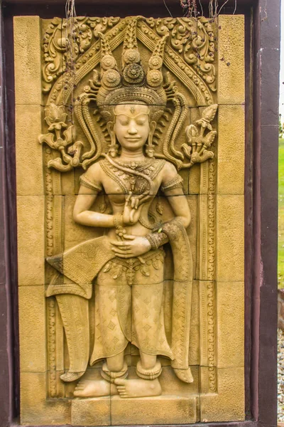 Μια Apsara Που Χορεύει Σκαλισμένα Στο Φόντο Τοίχων Ψαμμίτη Apsara — Φωτογραφία Αρχείου
