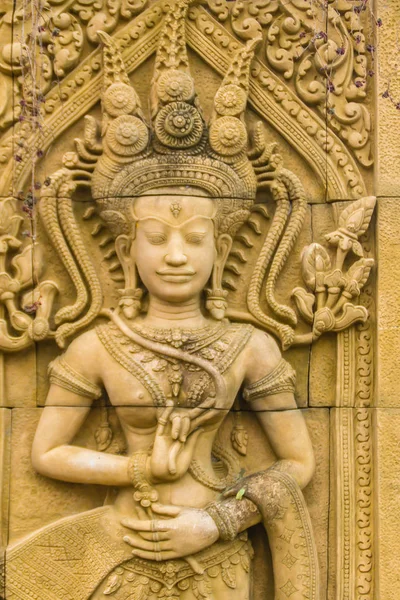Μια Apsara Που Χορεύει Σκαλισμένα Στο Φόντο Τοίχων Ψαμμίτη Apsara — Φωτογραφία Αρχείου