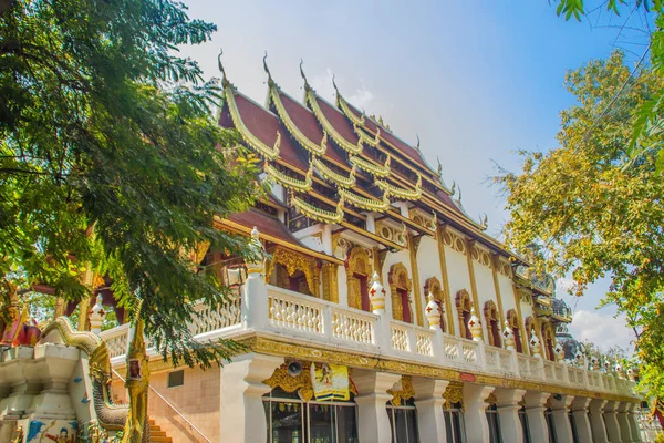 Bela Igreja Budista Com Telhado Naga Wat Tao Templo Pagode — Fotografia de Stock