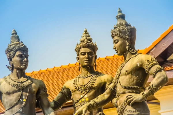 Three Kings Monument, the statues of King Mengrai, the founder of Chiang Mai and his two friends, King Ramkamhaeng of Sukothai and King Ngam Muang of Payao. The sculpture is a symbol of Chiang Mai.