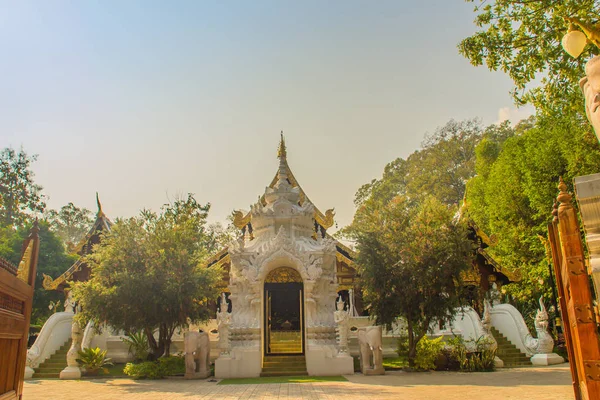 Hermosa Puerta Entrada Del Templo Budista Iglesia Templo Wat Ram — Foto de Stock