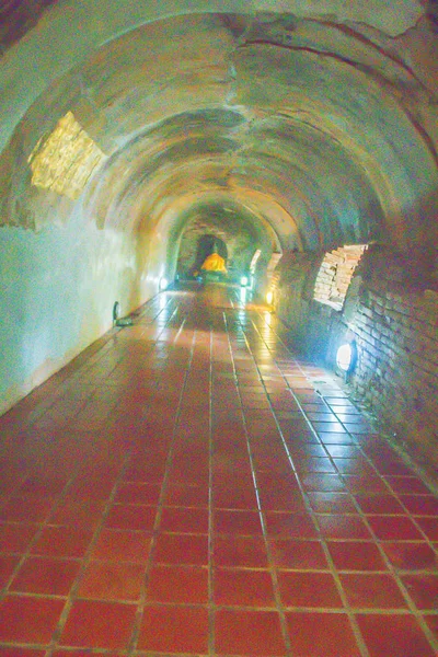 Amazing Ancient Tunnels Wat Umong Suan Puthatham 700 Year Old — Stock Photo, Image