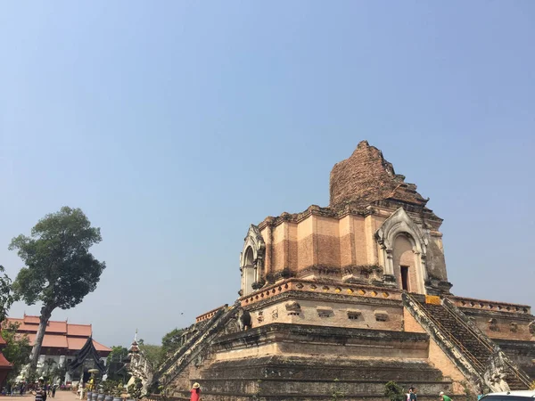 Velhas Ruínas Maciças Pagode Wat Chedi Luang Templo Grande Stupa — Fotografia de Stock