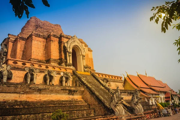 Alte Massive Ruinenpagode Von Wat Chedi Luang Tempel Der Großen — Stockfoto