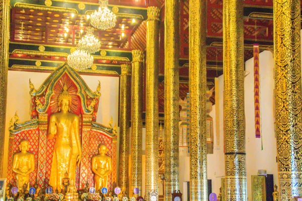 Wunderschönes Großes Stehendes Goldenes Buddha Bild Mit Deckendekoration Genannt Phra — Stockfoto