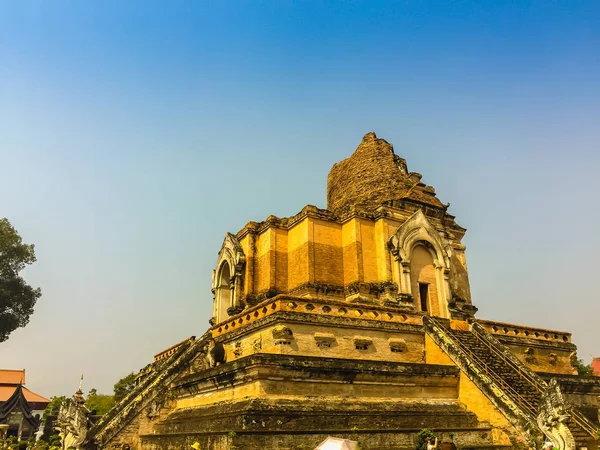 Velhas Ruínas Maciças Pagode Wat Chedi Luang Templo Grande Stupa — Fotografia de Stock