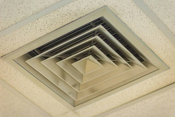 Air Duct Square Shape Office Ceiling Air Condition Vent Modern — Stock Photo, Image